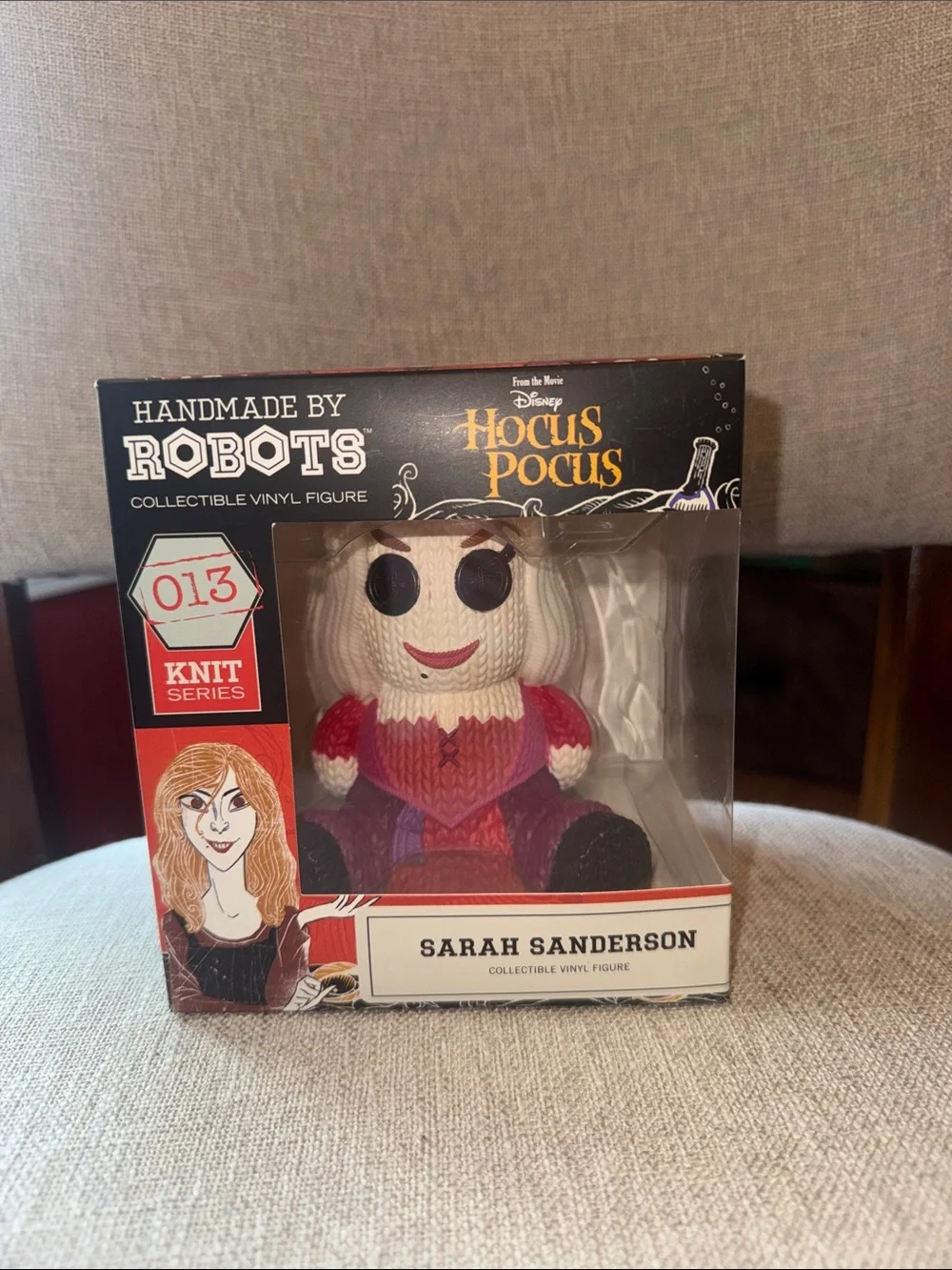 HM Robots Disney Hocus Pocus SARAH SANDERSON Vinyl Figure #13 ‎ Knit Series nib